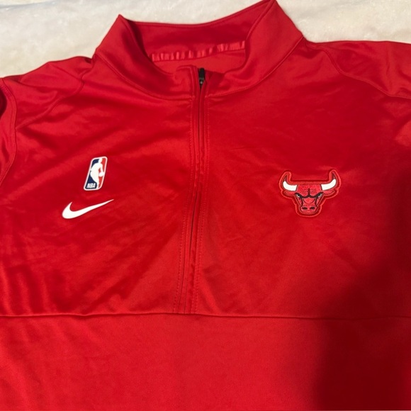 Nike Dri-Fit Chicago Bulls Long Sleeve 1/4 Zip Pullover Mens Large Lightweight - Picture 6 of 9